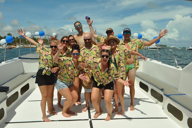 VIP Premium Yacht -Party Boat-Brunch - Food and drinks: open bar plus brunch, with one important reality check
