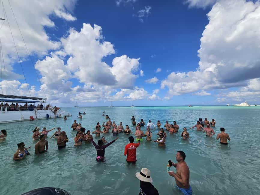 VIP tour to Saona Island by speedboat with a visit to paradise beaches - Saona Island Beaches and Buffet BBQ Lunch: What You’ll Actually Be Doing