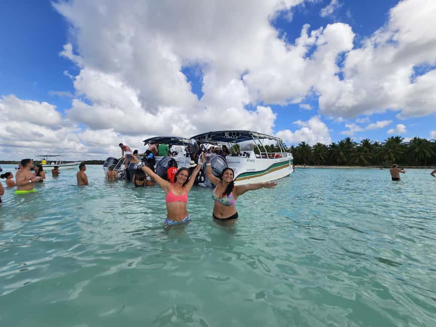 VIP tour to Saona Island by speedboat with a visit to paradise beaches - Mano Juan and the Sea Turtle Sanctuary: A More Meaningful Stop