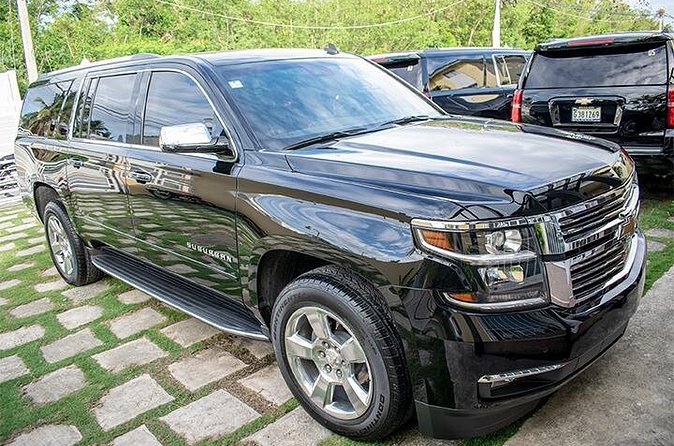 VIP Transfer Punta Cana Airport to Punta Cana & Bavaro Hotels (Not Uvero Alto) - Price and Value: $70 per Group Up to Four
