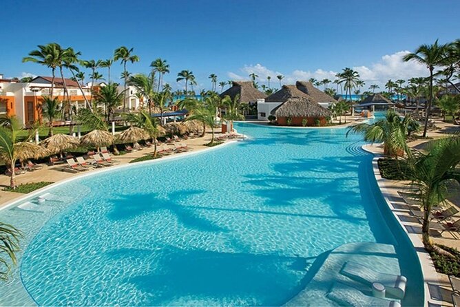 Wyndham Alltra Punta Cana -Round Trip Shuttle-Punta Cana Airport - Hotel-to-airport distance: planning for the 20-minute vs 45-minute reality