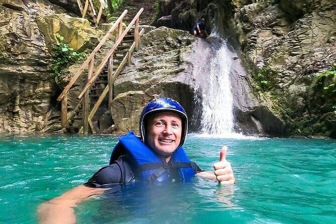 Zipline with Waterfalls and Lunch, Amber Cove and Taino Bay - Lunch at Rancho Waterfalls: the recharge you’ll actually need